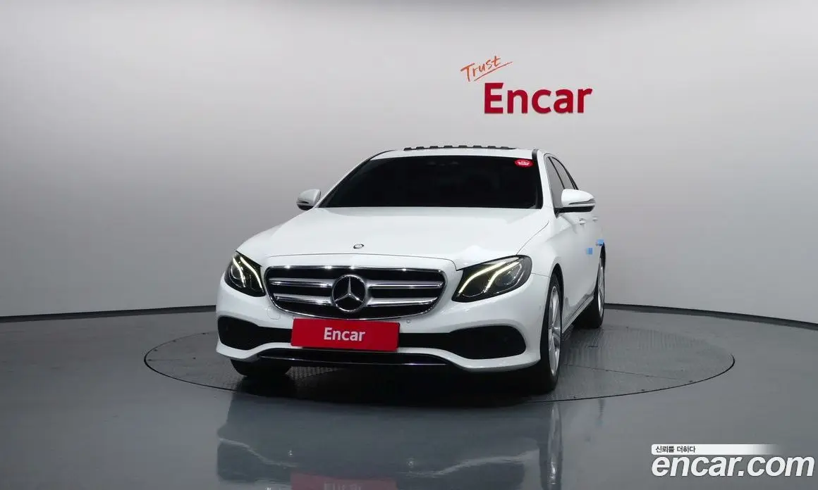 Mercedes-Benz E-Class 2017 2.0 автомат (гидро), фото 3