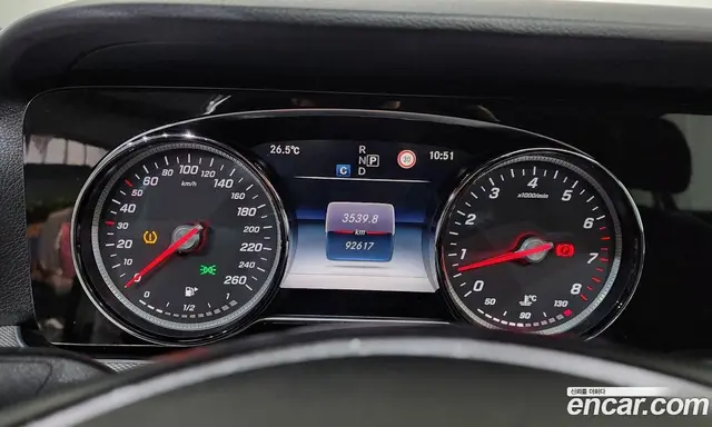 Mercedes-Benz E-Class 2017 2.0 автомат (гидро), миниатюра 8