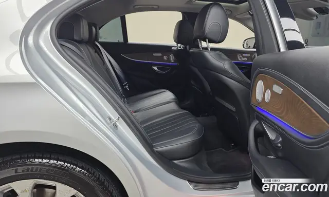 Mercedes-Benz E-Class 2020 2.0 автомат (гидро), миниатюра 12
