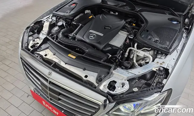 Mercedes-Benz E-Class 2020 2.0 автомат (гидро), миниатюра 6