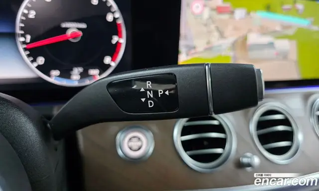 Mercedes-Benz E-Class 2020 2.0 автомат (гидро), миниатюра 9