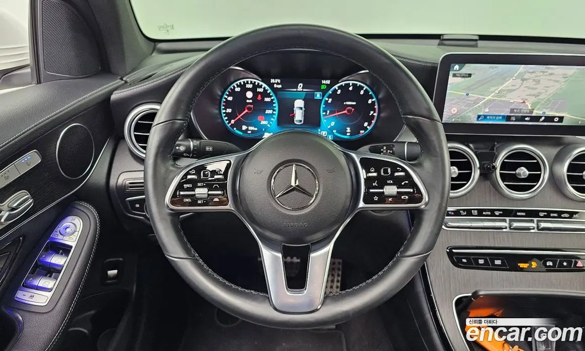 Mercedes-Benz GLC-Class 2023 2.0 автомат (гидро), фото 12