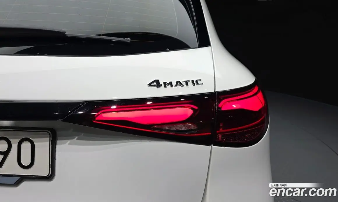 Mercedes-Benz GLC-Class 2025 2.0 автомат (гидро), фото 9