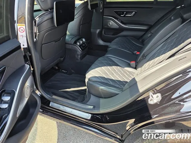 Mercedes-Benz S-Class 2024 3.0 автомат (гидро), миниатюра 12