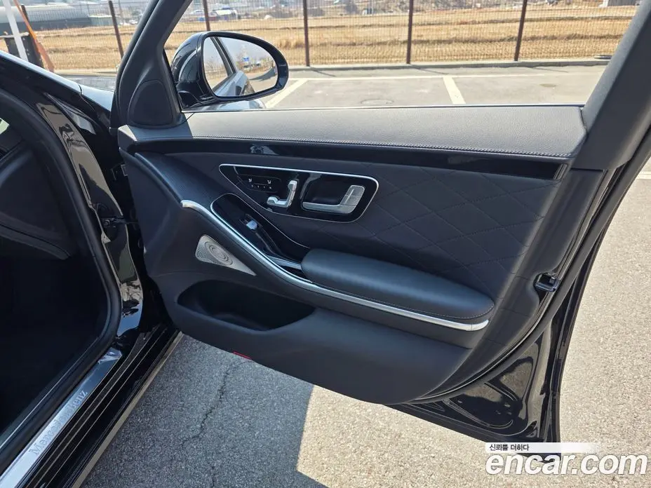 Mercedes-Benz S-Class 2024 3.0 автомат (гидро), фото 19 Mercedes-Benz S-Class 2024 3.0 автомат (гидро), фото 19