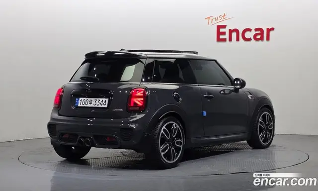 Mini Cooper 2018 2.0 автомат (гидро), миниатюра 2