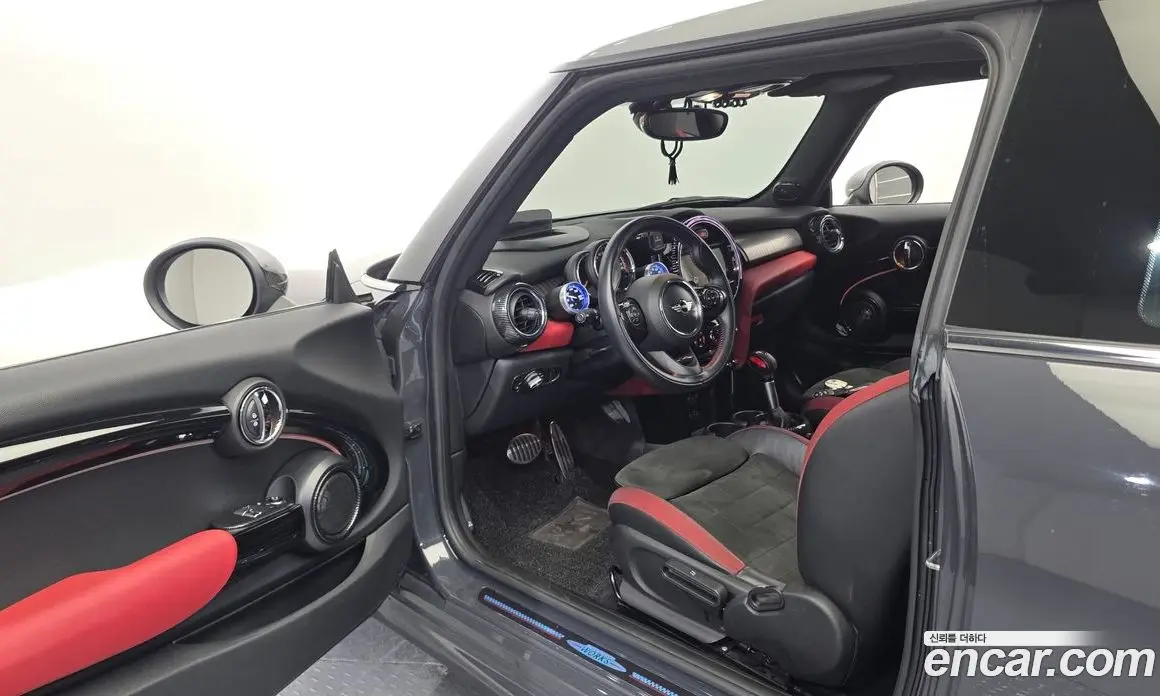 Mini Cooper 2018 2.0 автомат (гидро), фото 13