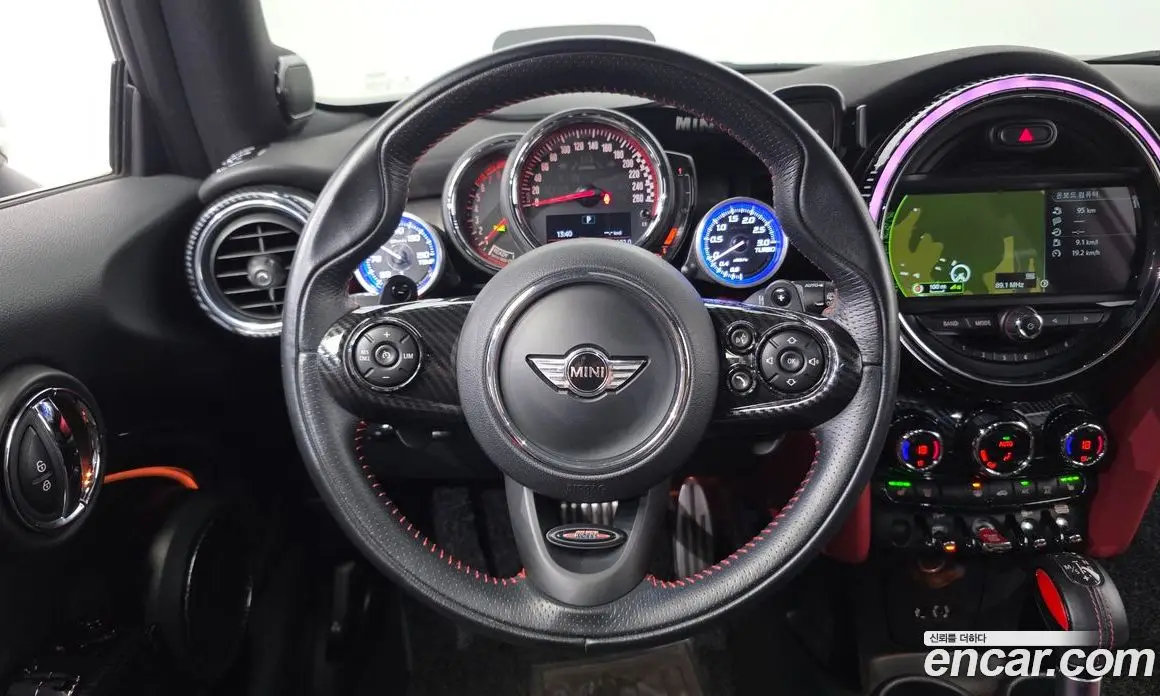 Mini Cooper 2018 2.0 автомат (гидро), фото 20