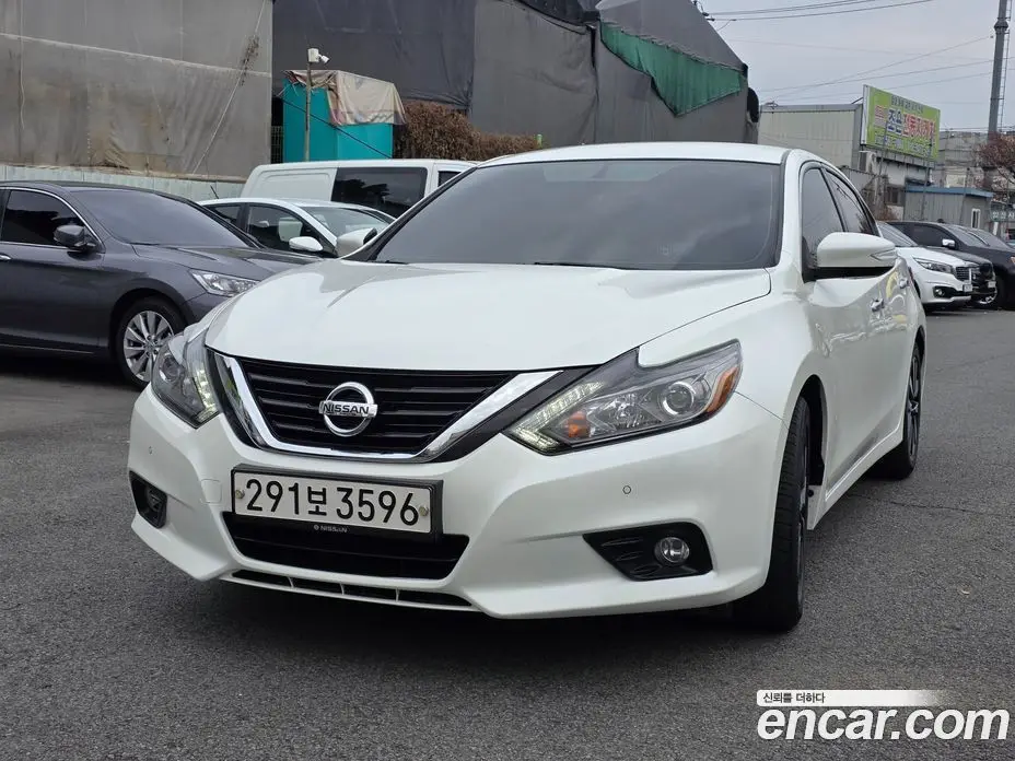 Nissan Altima 2018 2.5 автомат (гидро), фото 1 Nissan Altima 2018 2.5 автомат (гидро), фото 1