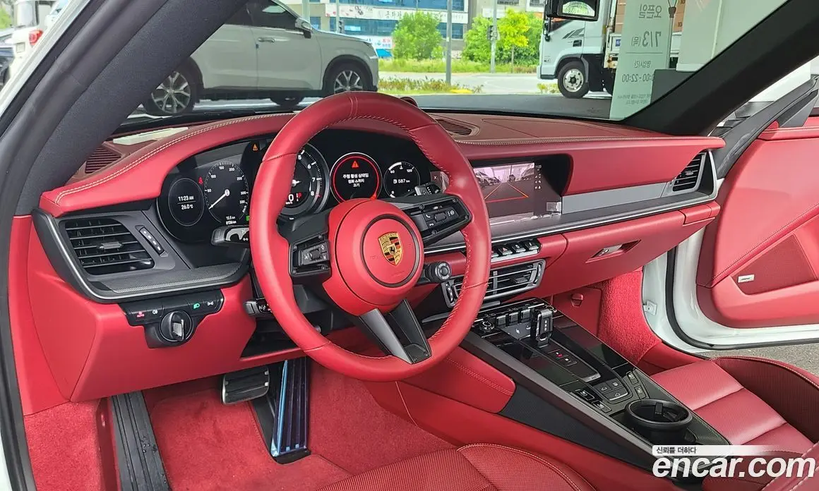 Porsche 911 2024 3.0 автомат (гидро), фото 13