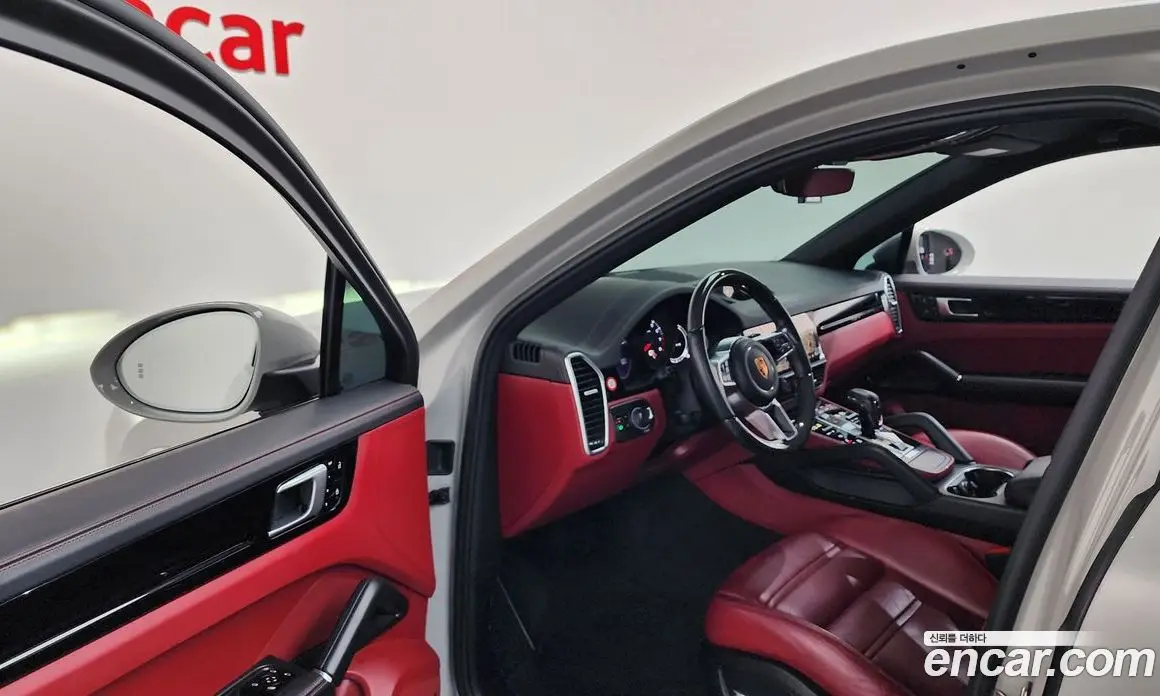 Porsche Cayenne 2021 3.0 автомат (гидро), фото 13