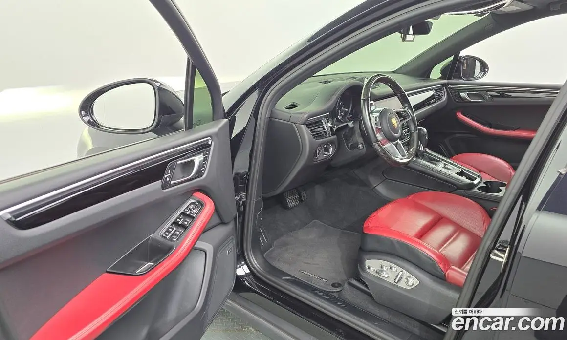 Porsche Macan 2021 2.0 автомат (гидро), фото 13