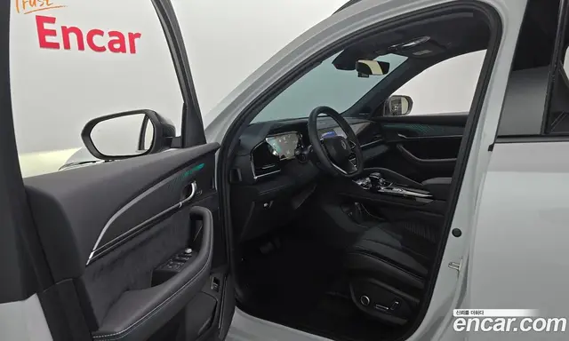 Renault (Samsung) Grand Koleos 2024 2.0 автомат (гидро), миниатюра 10