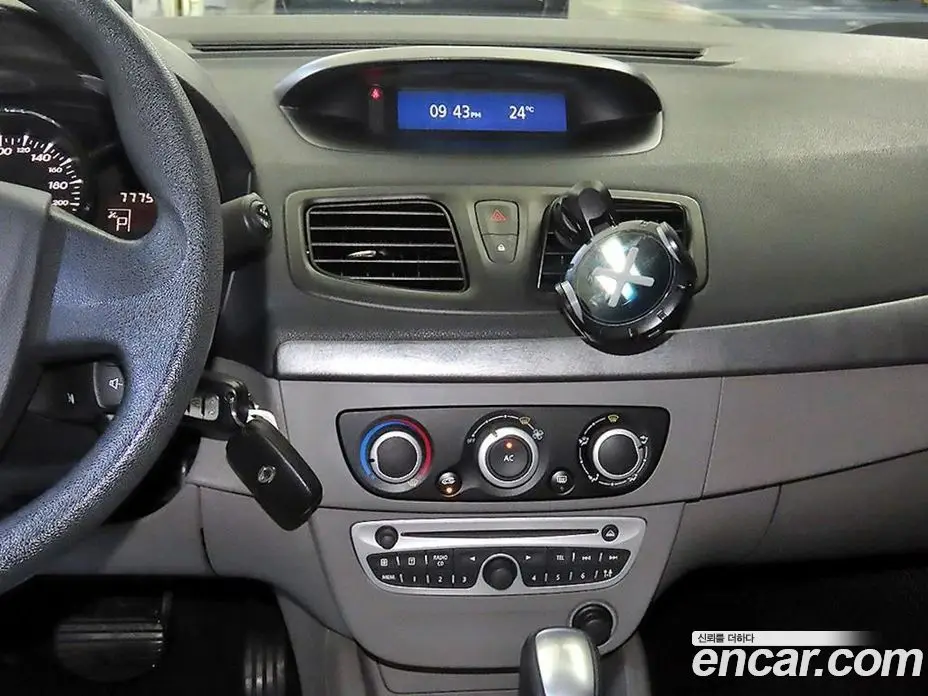 Renault (Samsung) SM3 2012 1.6 автомат (вариатор), фото 13