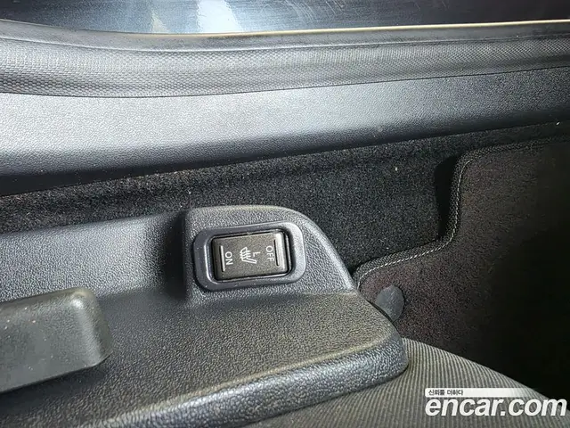Renault (Samsung) SM3 2013 1.6 автомат (гидро), миниатюра 4 Renault (Samsung) SM3 2013 1.6 автомат (гидро), миниатюра 4