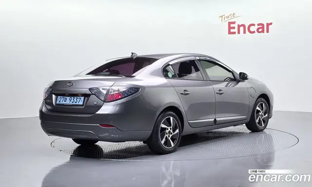 Renault (Samsung) SM3 2018 0.1 автомат (гидро), миниатюра 2