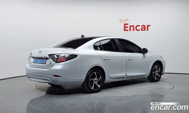 Renault (Samsung) SM3 2019 0.1 автомат (гидро), миниатюра 2