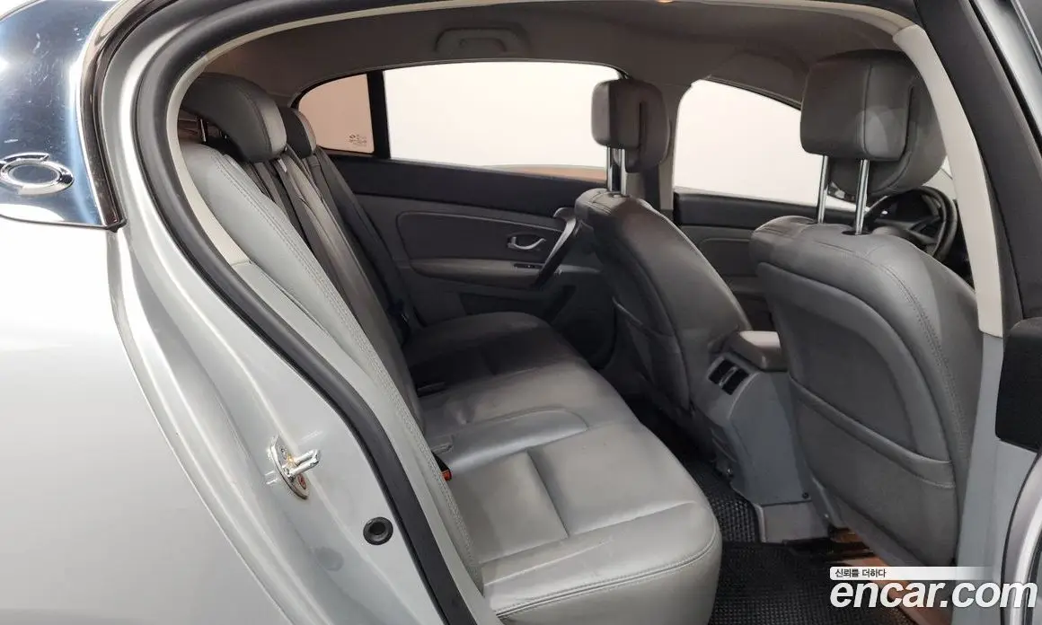 Renault (Samsung) SM5 2010 2.0 автомат (гидро), фото 12