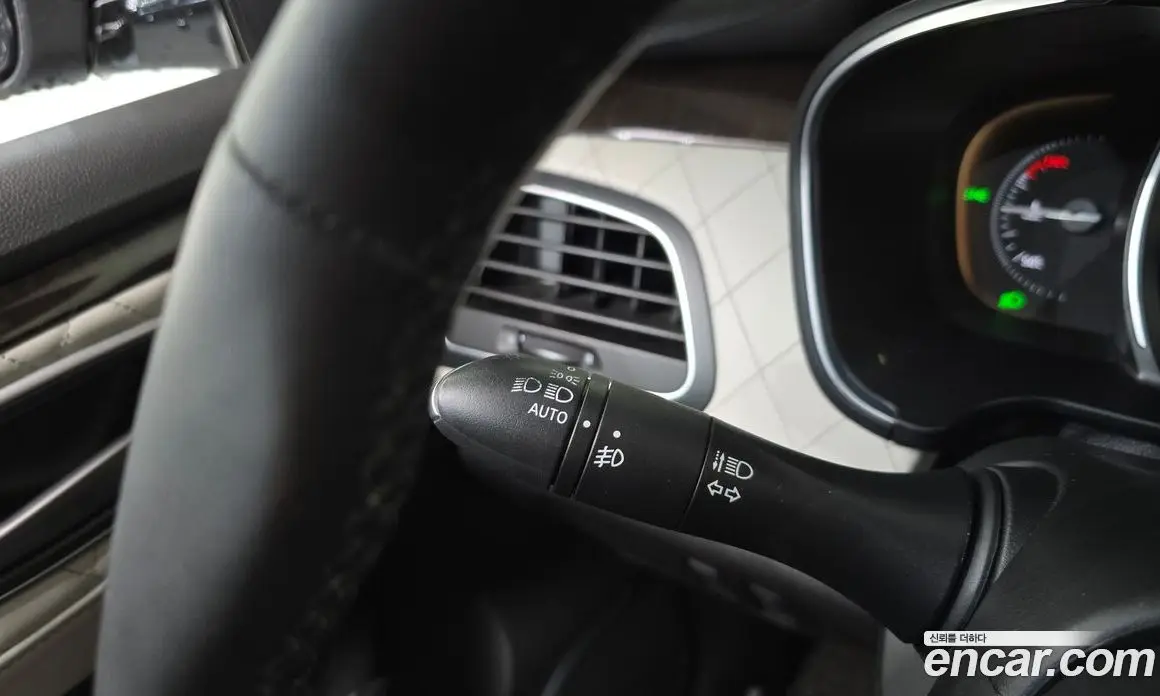 Renault (Samsung) SM6 2016 1.6 автомат (гидро), фото 33