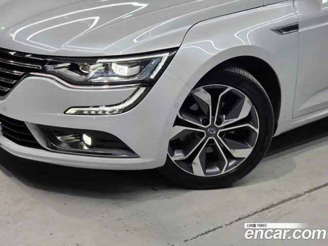 Renault (Samsung) SM6 2018 2.0 автомат (вариатор), миниатюра 3
