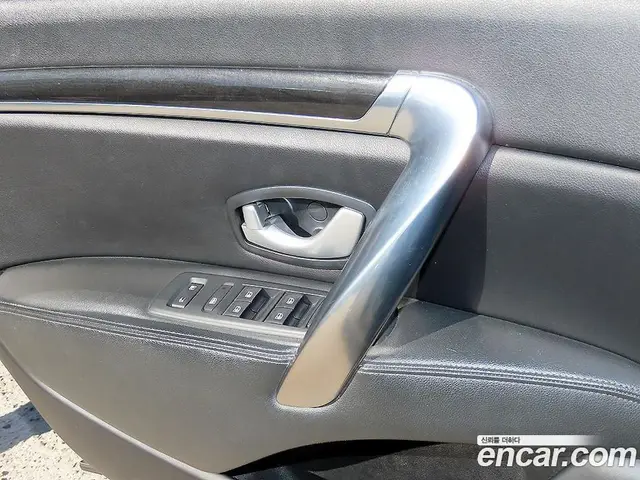 Renault (Samsung) SM7 2011 2.5 автомат (гидро), миниатюра 11