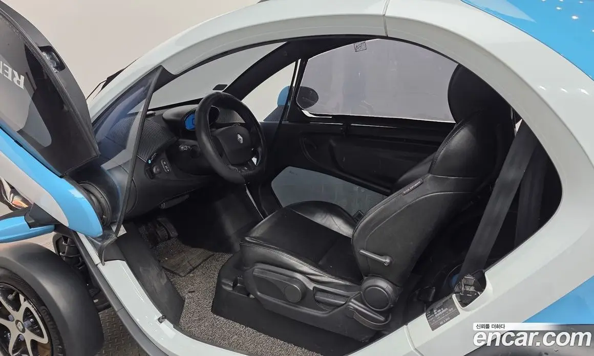 Renault (Samsung) Twizy 2017 0.1 автомат (гидро), фото 10