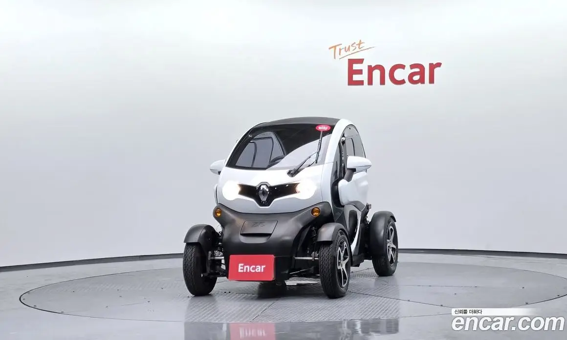 Renault (Samsung) Twizy 2017 0.1 автомат (гидро), фото 4