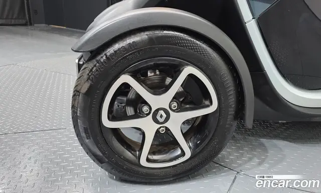 Renault (Samsung) Twizy 2017 0.1 автомат (гидро), миниатюра 5