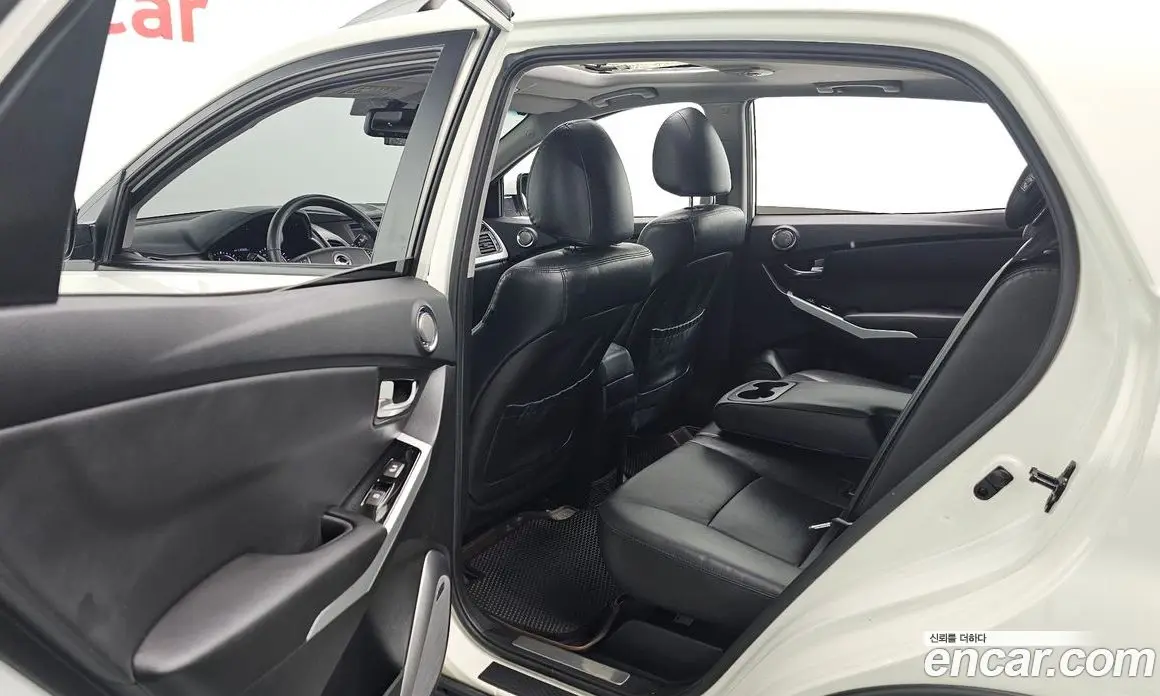 SsangYong Korando 2014 2.0 автомат (гидро), фото 11