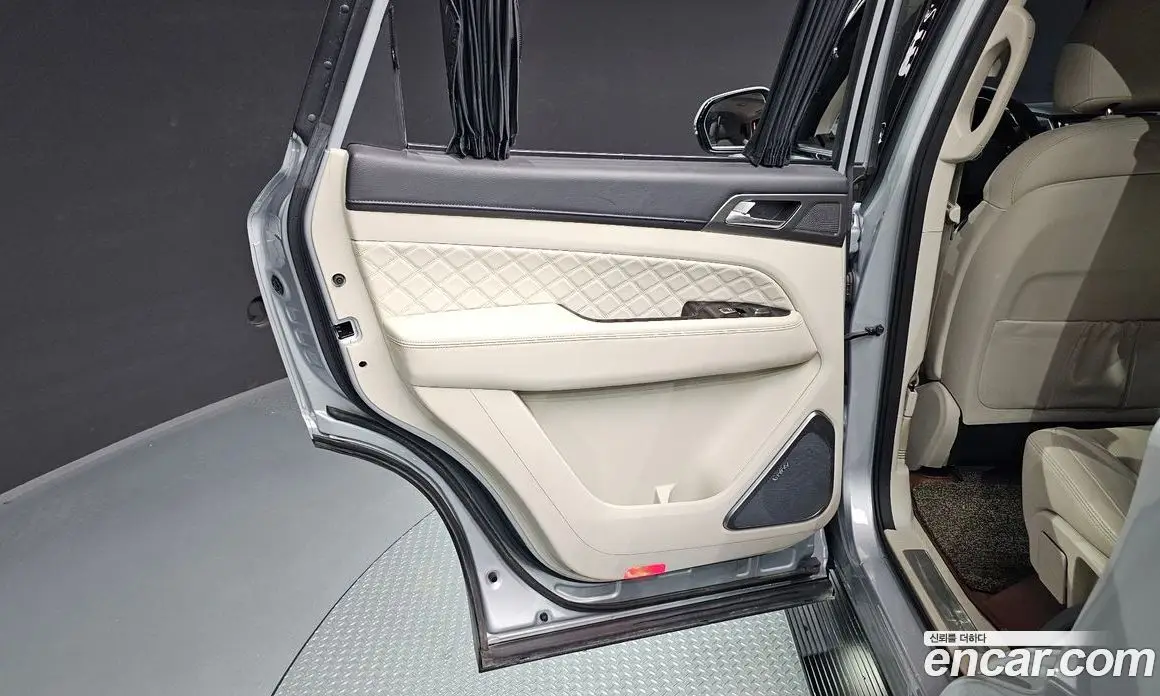 SsangYong Rexton 2018 2.2 автомат (гидро), фото 14