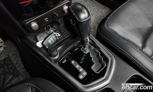 SsangYong TIBOLI 2016 1.6 автомат (гидро), миниатюра 9