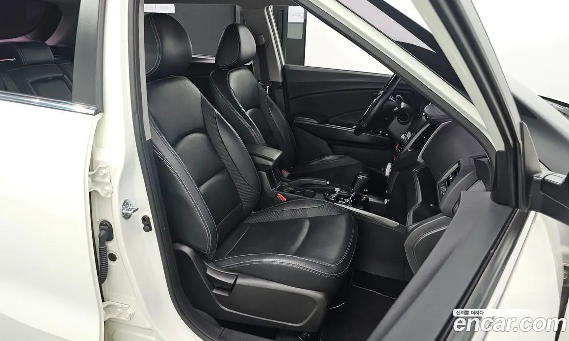 SsangYong TIBOLI 2016 1.6 автомат (гидро), фото 11