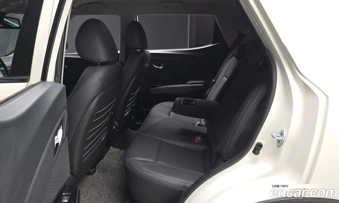SsangYong TIBOLI 2019 1.5 автомат (гидро), фото 11