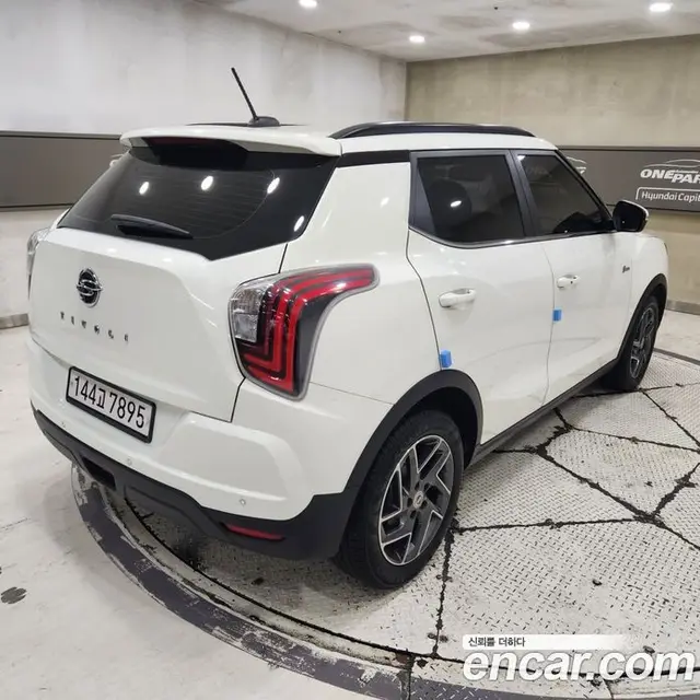SsangYong TIBOLI 2022 1.5 автомат (гидро), миниатюра 3