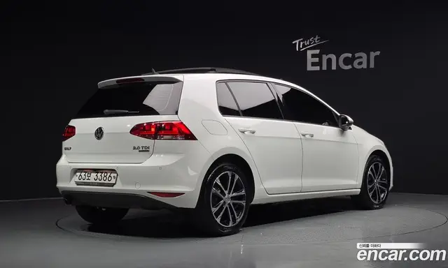 Volkswagen Golf 2013 2.0 автомат (гидро), миниатюра 2