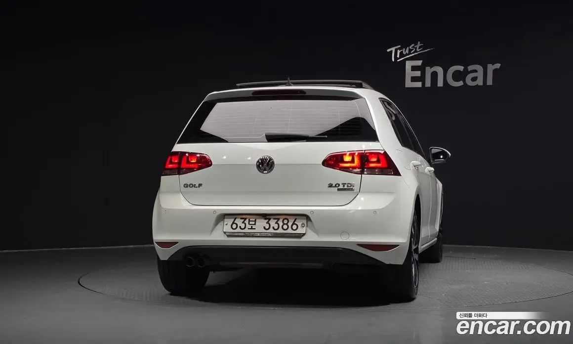 Volkswagen Golf 2013 2.0 автомат (гидро), фото 4