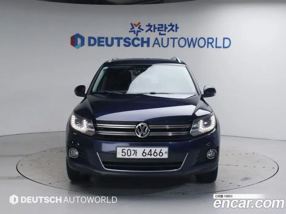 Volkswagen Tiguan 2015 2.0 автомат (гидро), фото 3