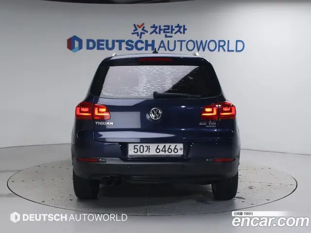 Volkswagen Tiguan 2015 2.0 автомат (гидро), миниатюра 4