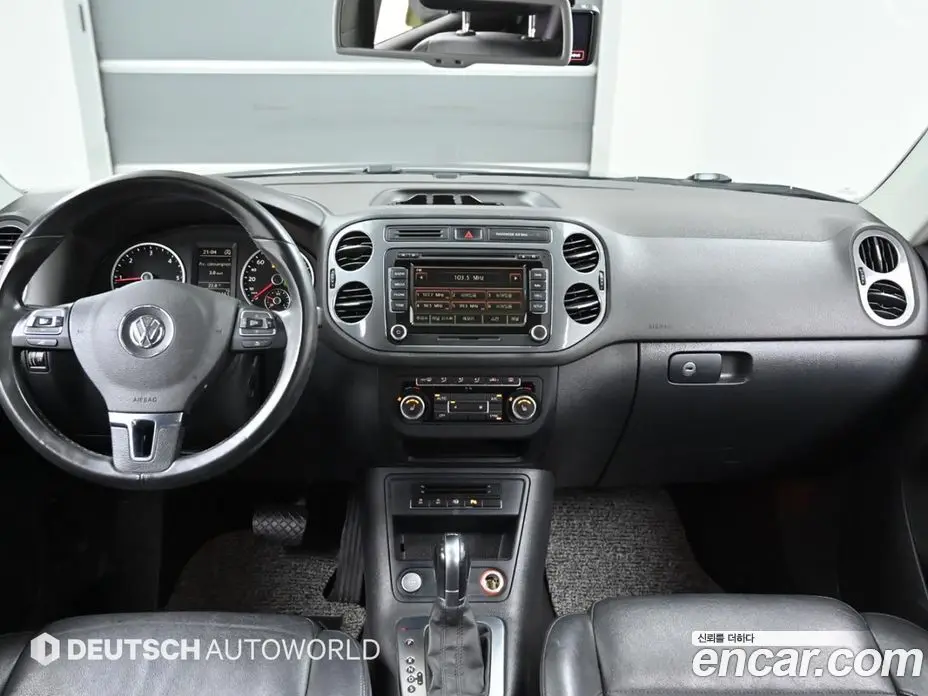 Volkswagen Tiguan 2015 2.0 автомат (гидро), фото 7
