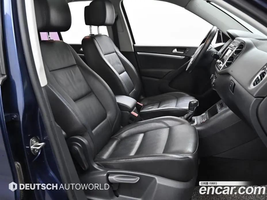 Volkswagen Tiguan 2015 2.0 автомат (гидро), фото 10