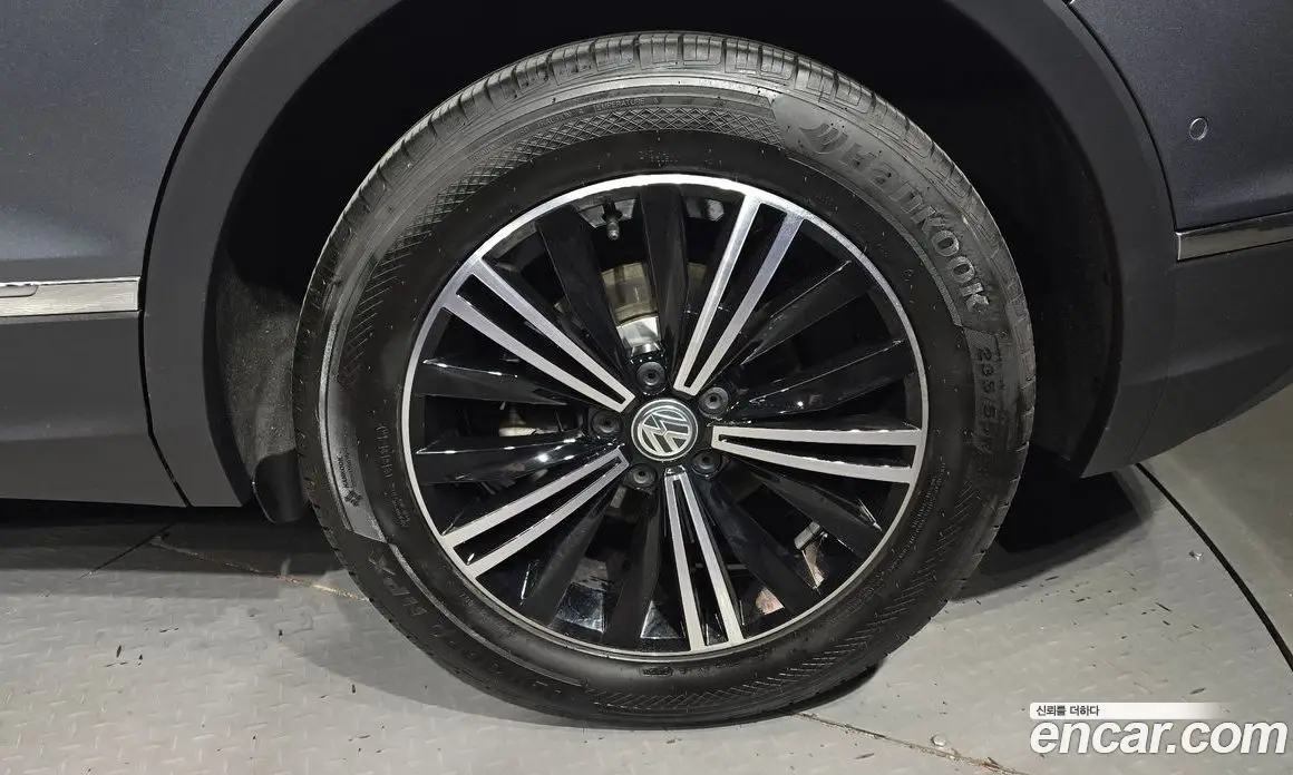 Volkswagen Tiguan 2020 2.0 автомат (гидро), фото 7
