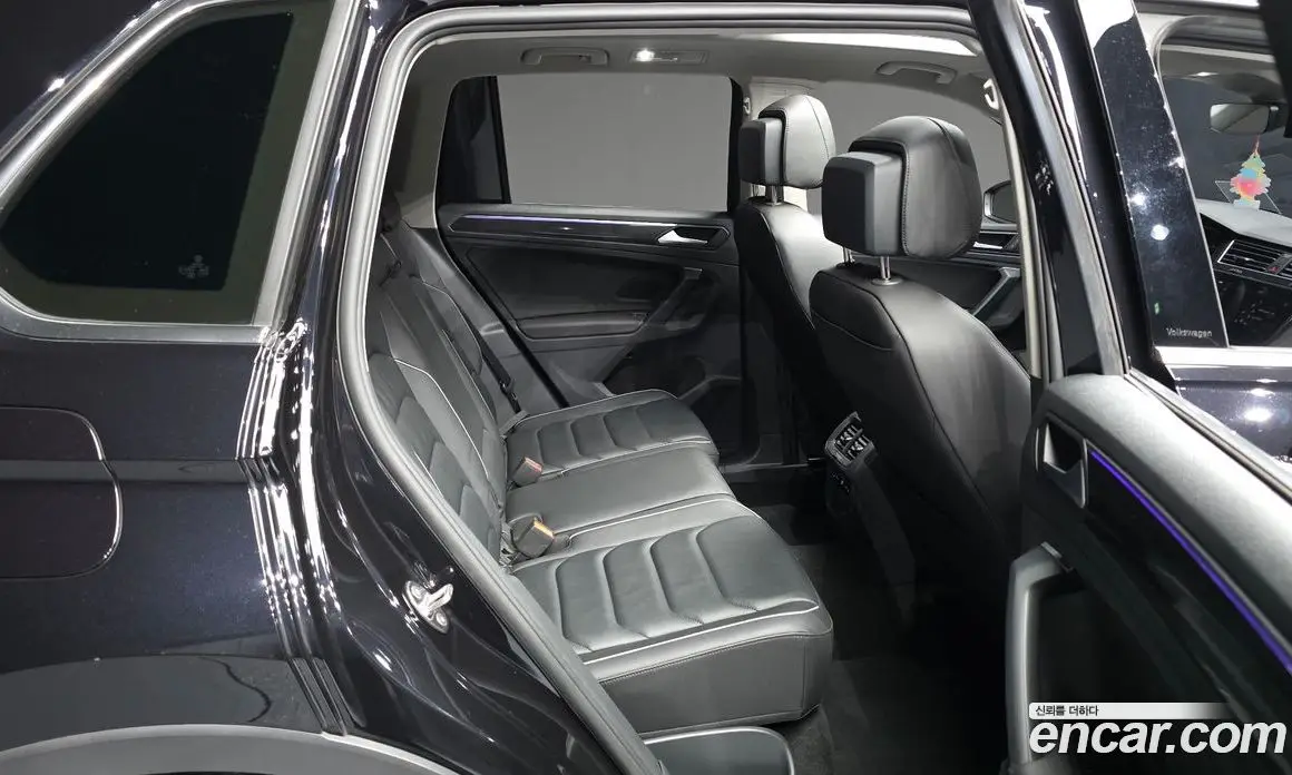 Volkswagen Tiguan 2023 2.0 автомат (гидро), фото 12