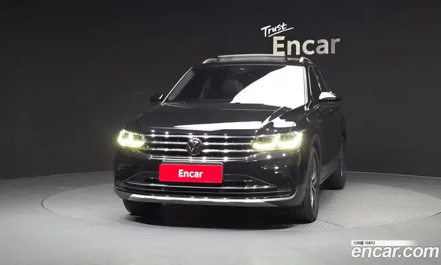 Volkswagen Tiguan 2023 2.0 автомат (гидро), миниатюра 3