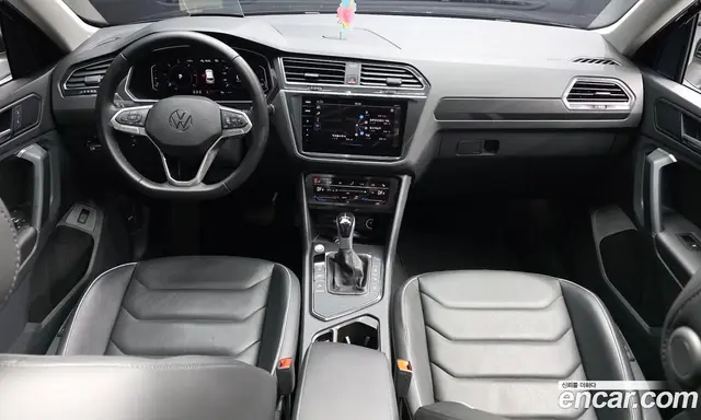 Volkswagen Tiguan 2023 2.0 автомат (гидро), миниатюра 7