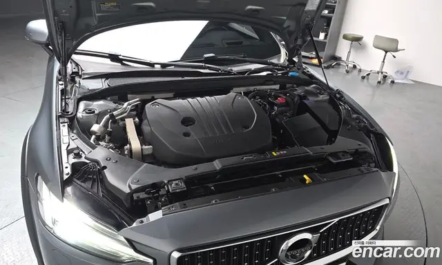 Volvo V60 2021 2.0 автомат (гидро), миниатюра 6