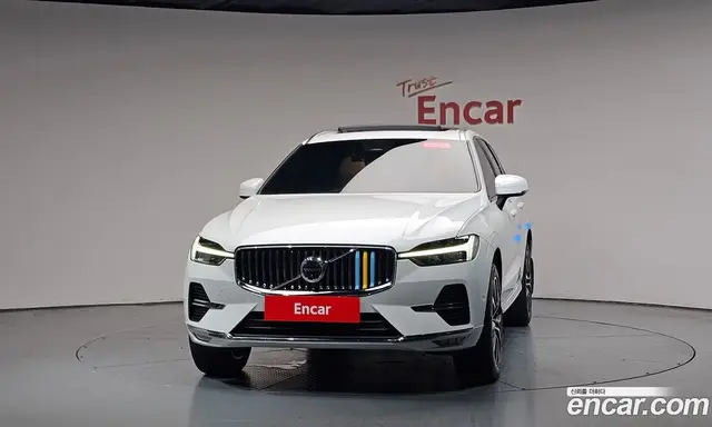 Volvo XC60 2023 2.0 автомат (гидро), миниатюра 2