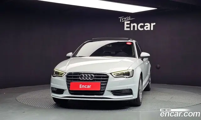 Audi A3 2016 2.0 автомат (гидро), миниатюра 3