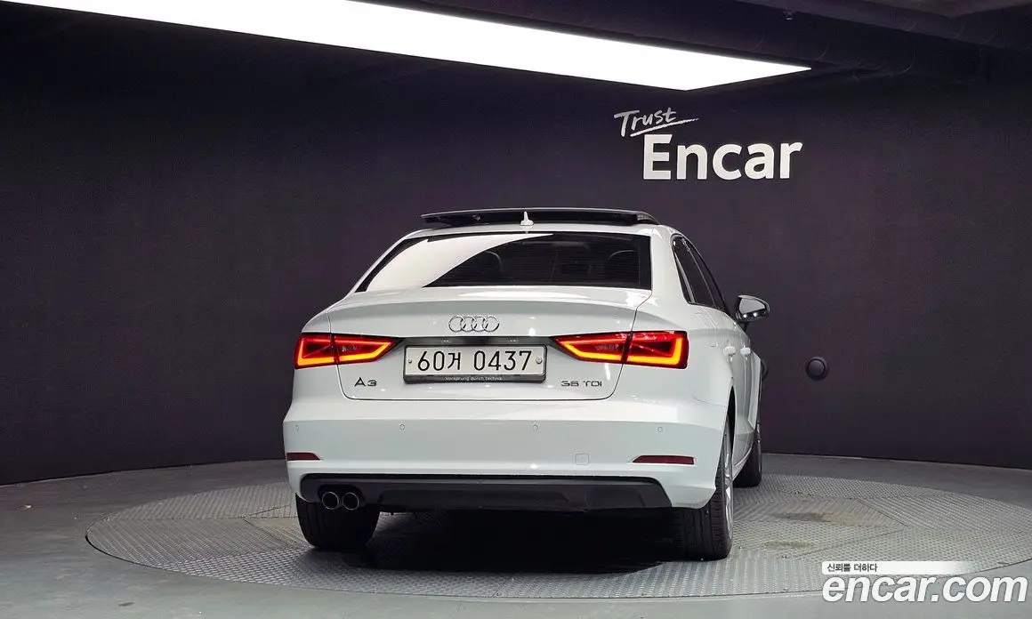 Audi A3 2016 2.0 автомат (гидро), фото 4