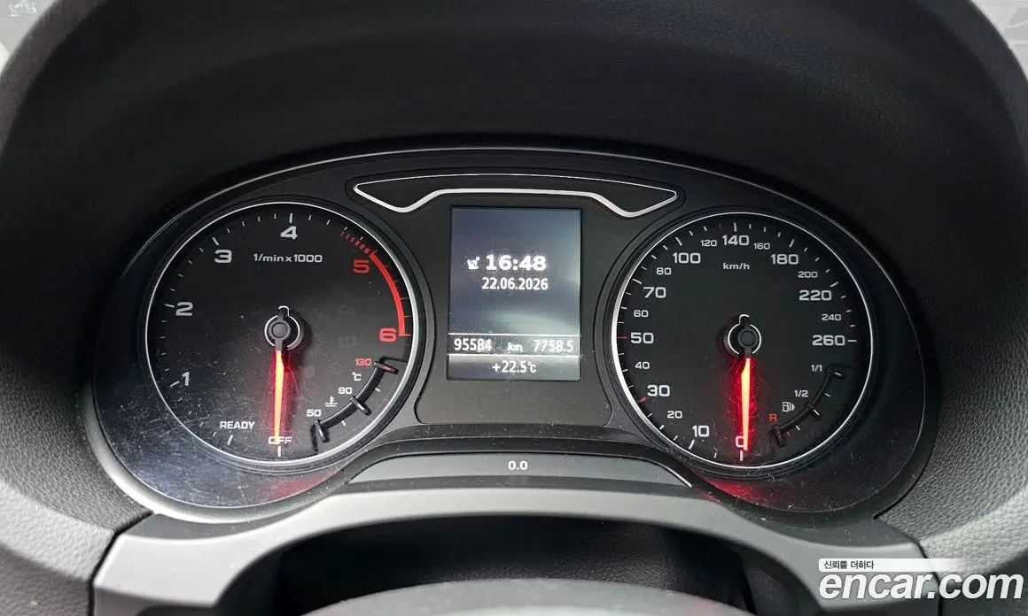 Audi A3 2016 2.0 автомат (гидро), фото 8