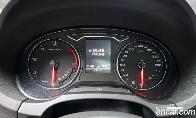 Audi A3 2016 2.0 автомат (гидро), миниатюра 8